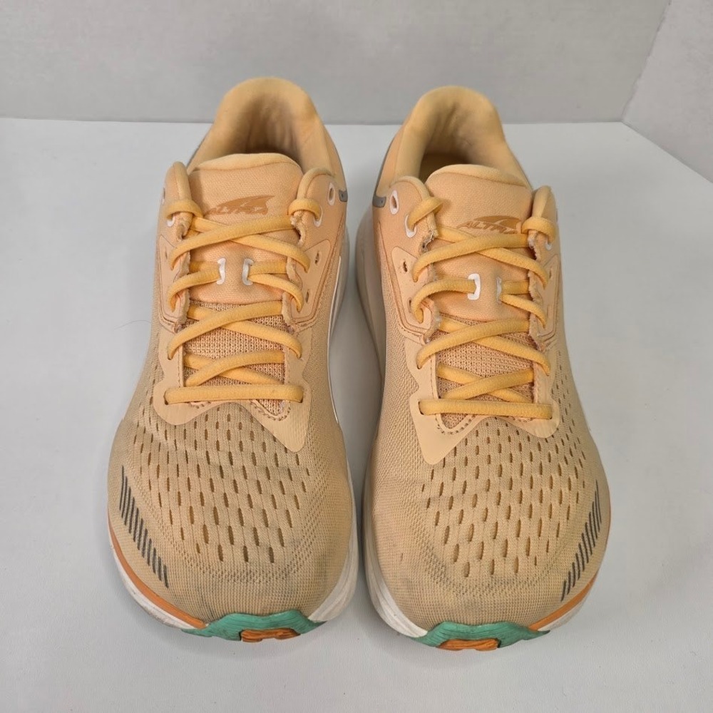 Altra Via Olympus Women's Sz 9.5 Running‎ Shoes Peach Trail Max Cushion - Picture 4 of 13